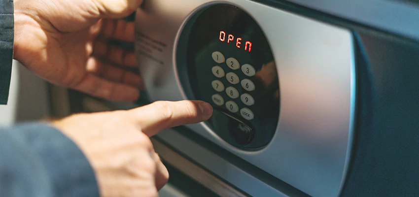 Cash Safe Openers in Greenacres, California