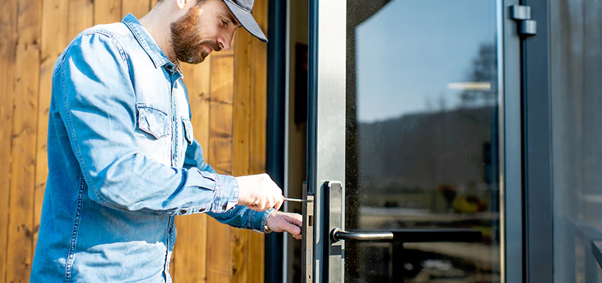 Frameless Glass Storefront Door Locks Replacement in Greenacres, CA