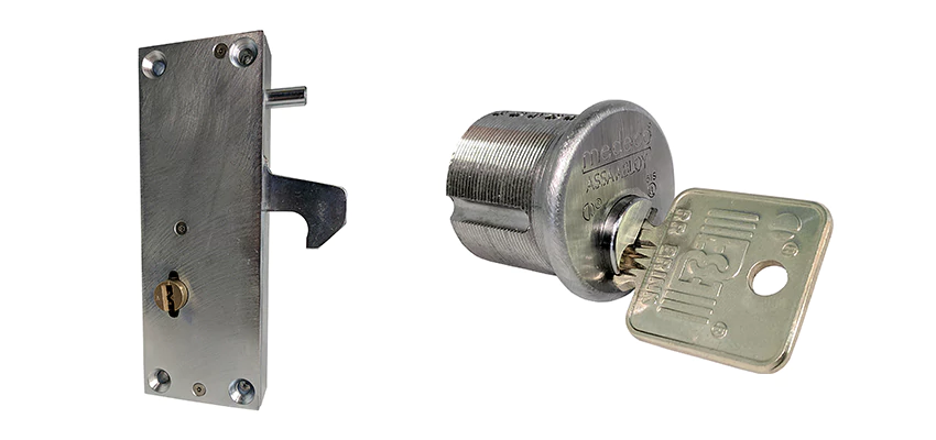 RR Fence Gates Brink Locks Repair in Greenacres, California